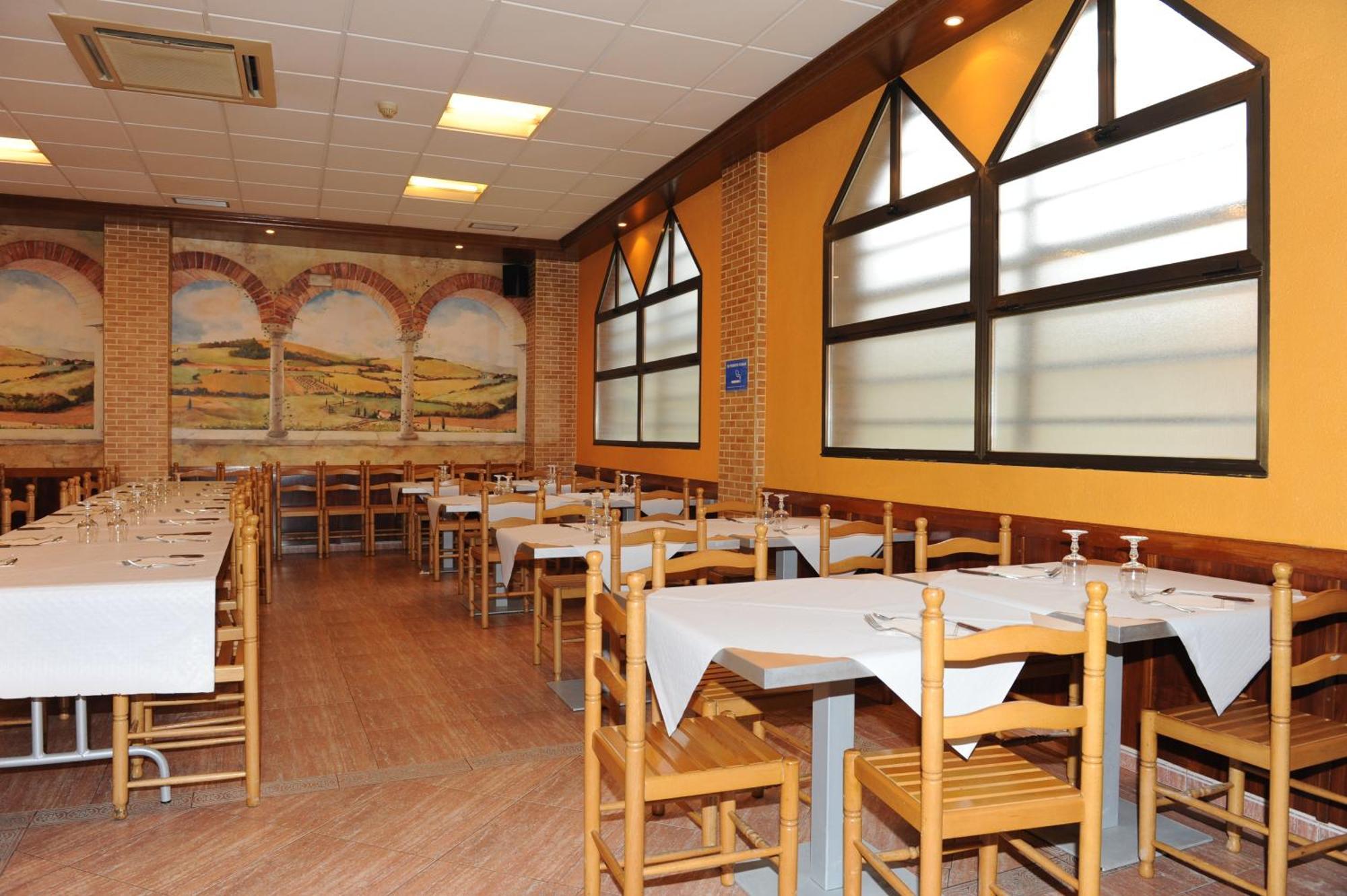Hostal Venecia Асагра Экстерьер фото