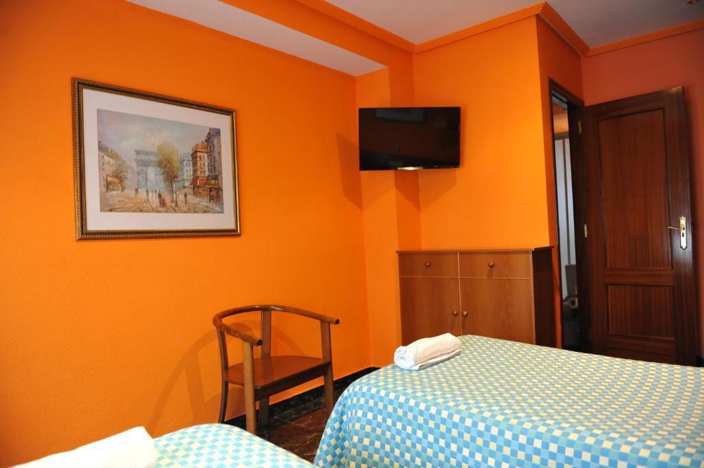 Hostal Venecia Асагра Экстерьер фото