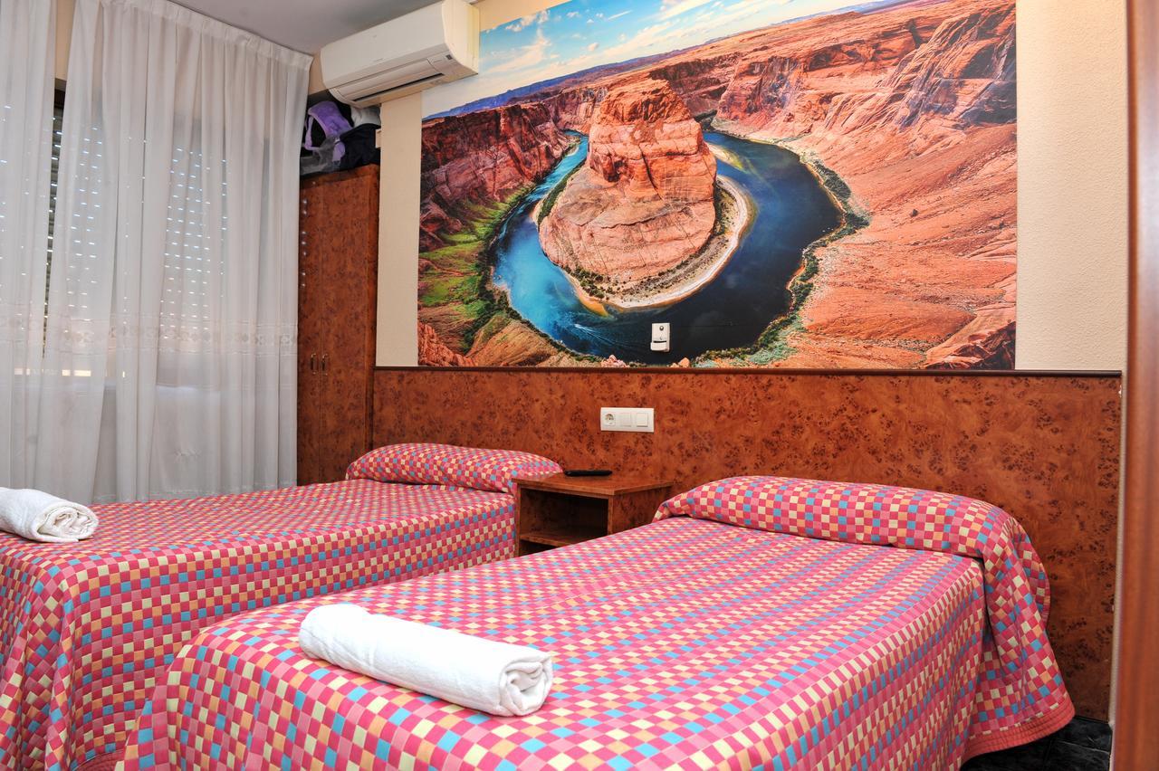 Hostal Venecia Асагра Экстерьер фото