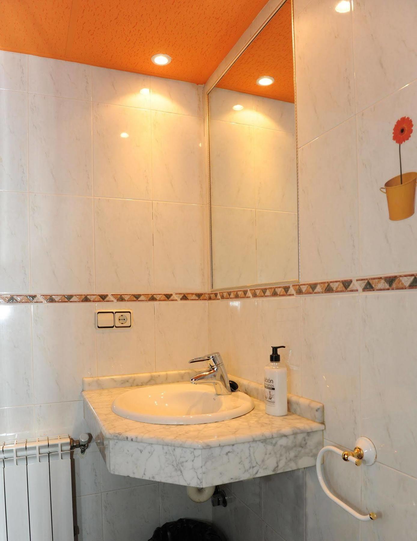 Hostal Venecia Асагра Экстерьер фото